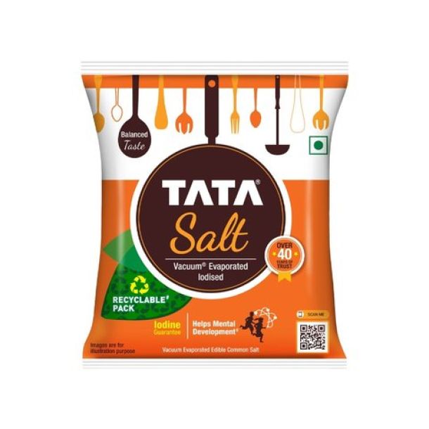Tata Salt 1 Kg, Free Flowing and Iodised Namak, Vacuum Evaporated, Salt in Fresh